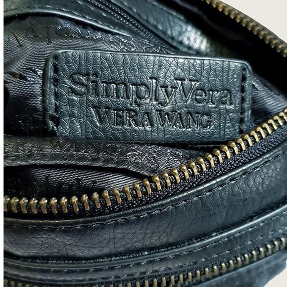 Simply Vera Vera Wang Wristlet NWOT - Picture 8 of 8